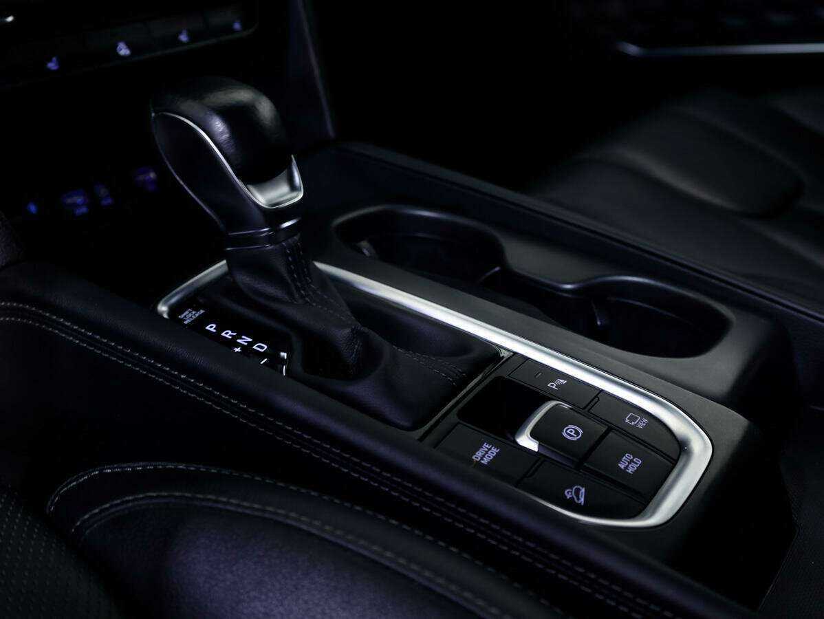 Hyundai Santa Fe с пробегом — 2020 год. Фото: #18