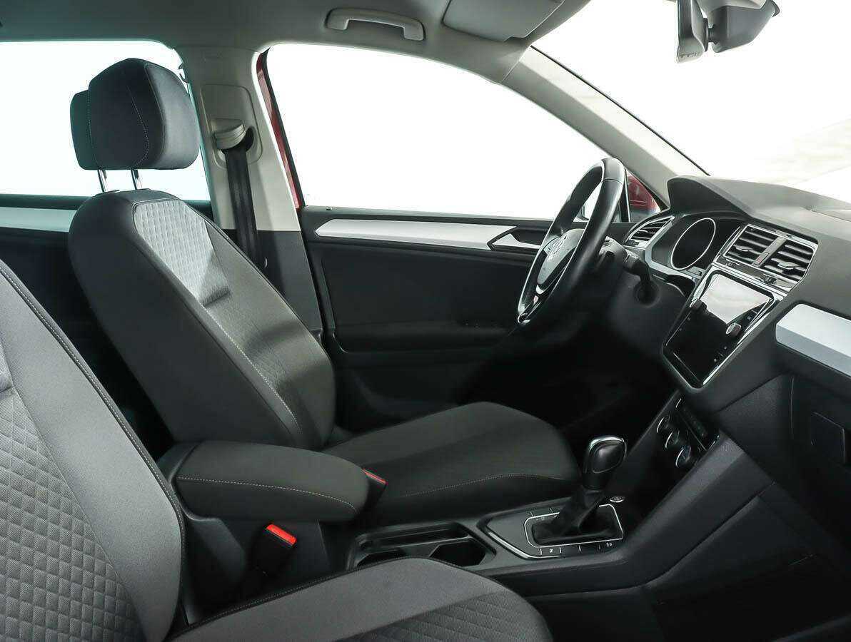 Volkswagen Tiguan с пробегом — 2019 год. Фото: #7