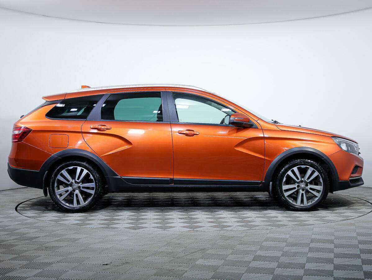 Lada (ВАЗ) Vesta с пробегом — 2020 год. Фото: #2