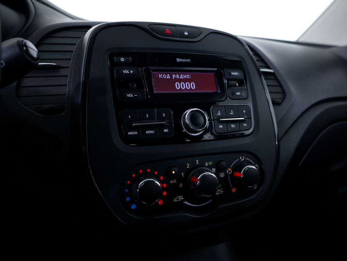 Renault Kaptur с пробегом — 2018 год. Фото: #11