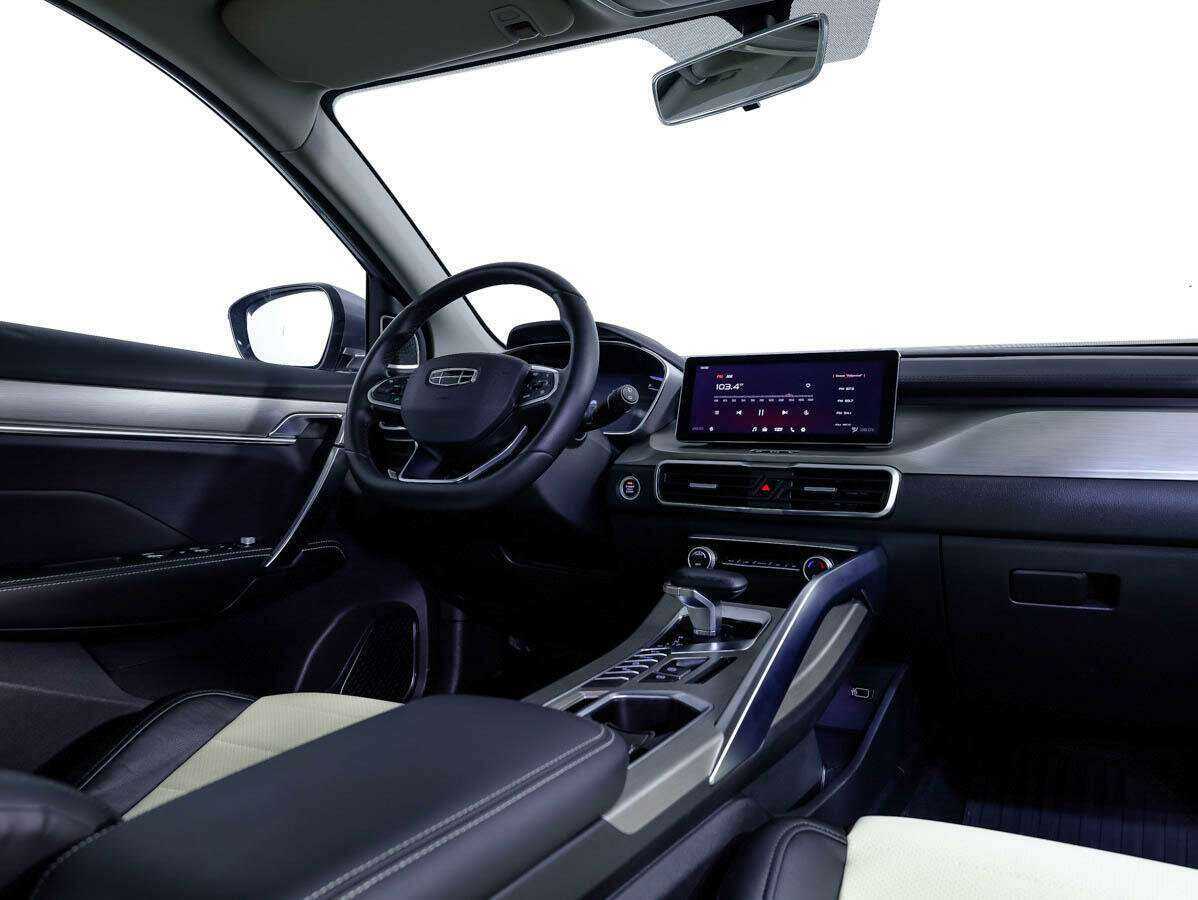 Geely Coolray с пробегом — 2022 год. Фото: #7