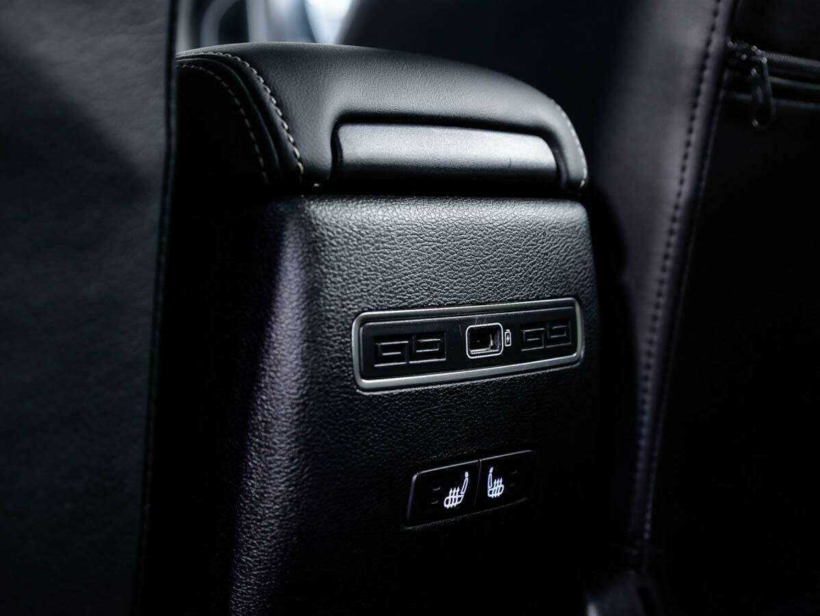 Geely Coolray с пробегом — 2022 год. Фото: #12