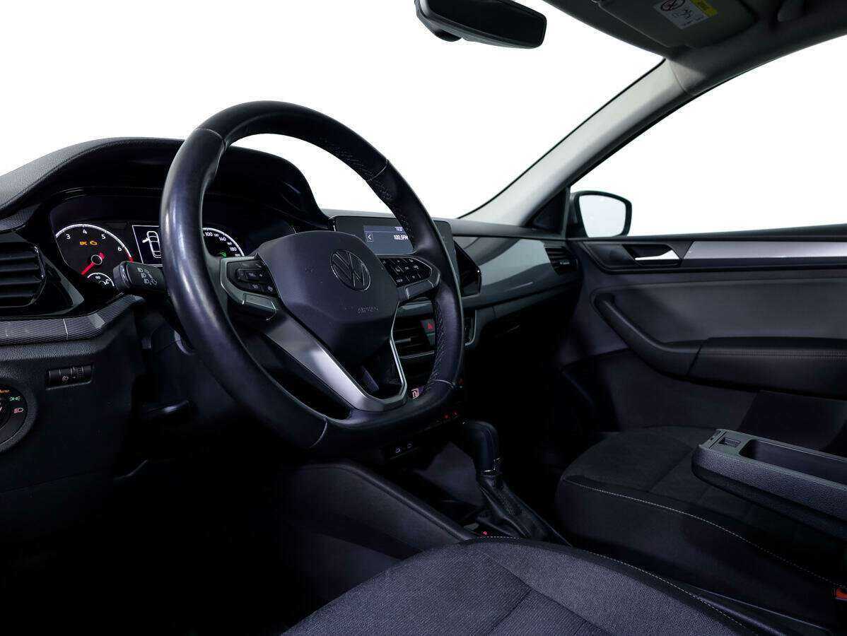 Volkswagen Polo с пробегом — 2020 год. Фото: #8