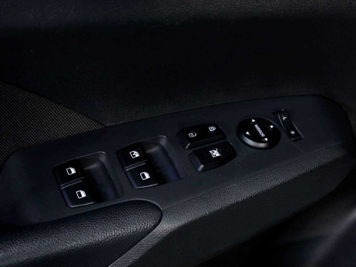 Hyundai Solaris с пробегом — 2019 год. Фото: #13