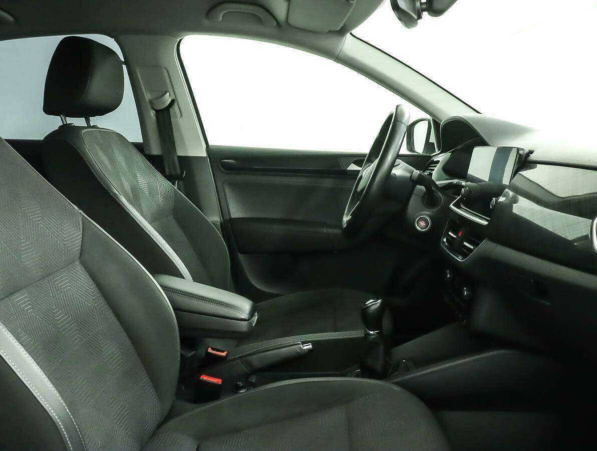 Volkswagen Polo с пробегом — 2021 год. Фото: #7