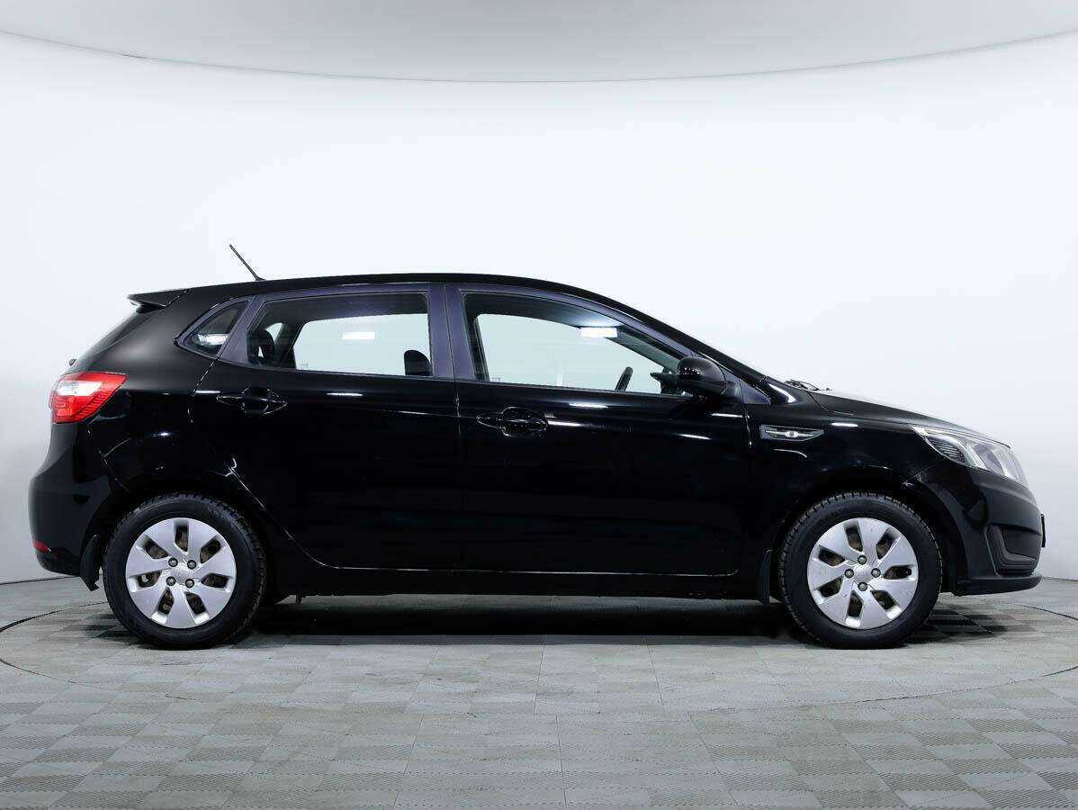 Kia Rio с пробегом — 2012 год. Фото: #2