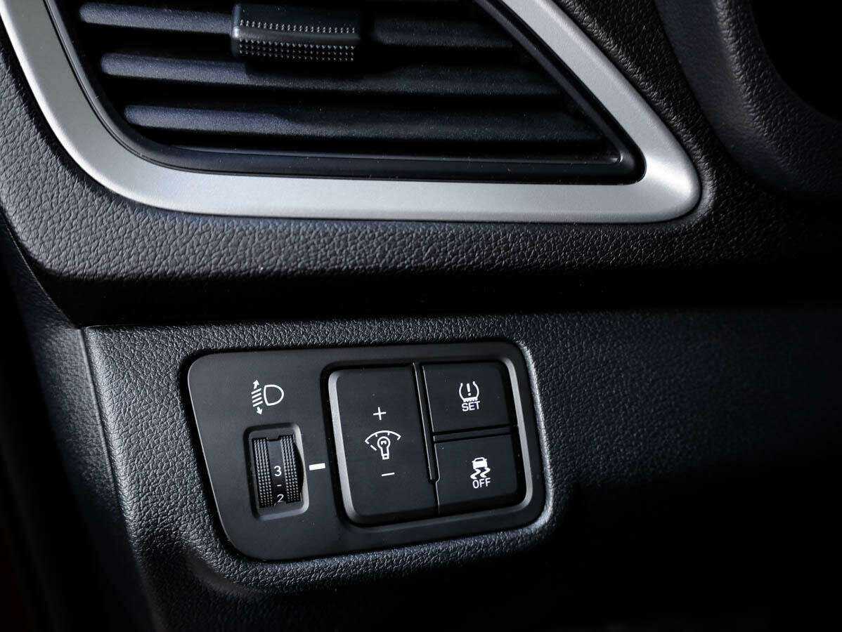 Hyundai Solaris с пробегом — 2017 год. Фото: #13