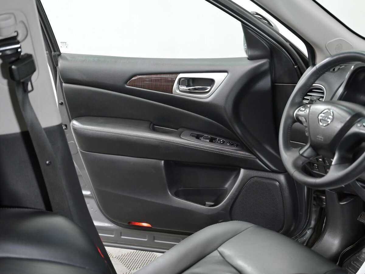 Nissan Pathfinder с пробегом — 2014 год. Фото: #10