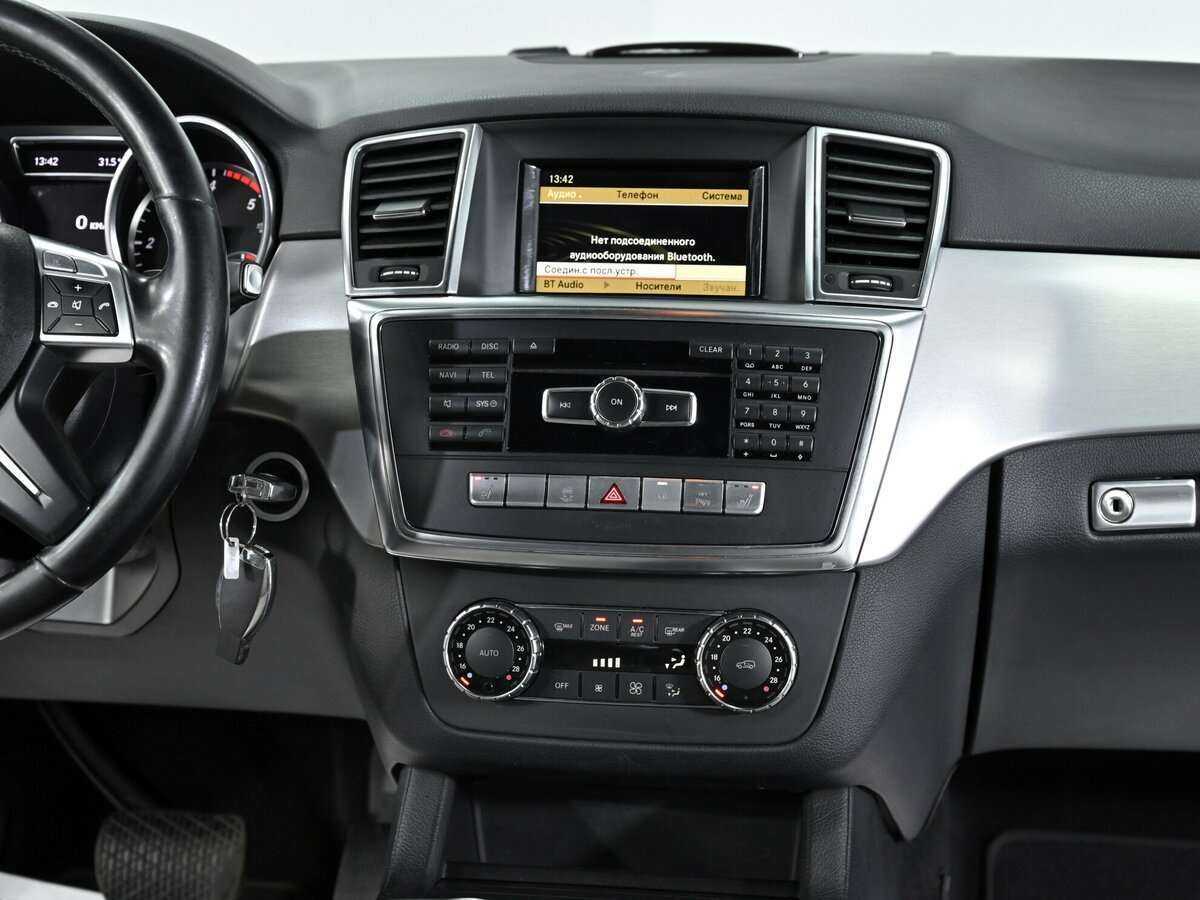 Mercedes-Benz M-Класс с пробегом — 2012 год. Фото: #6