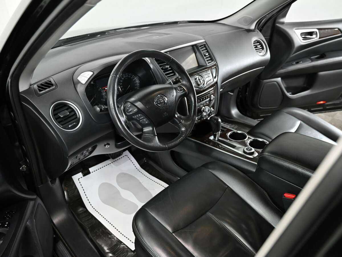 Nissan Pathfinder с пробегом — 2015 год. Фото: #10