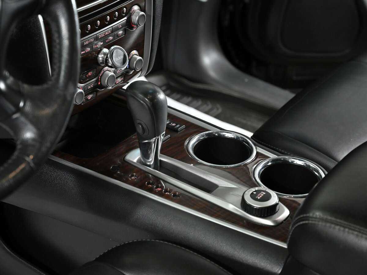 Nissan Pathfinder с пробегом — 2015 год. Фото: #14