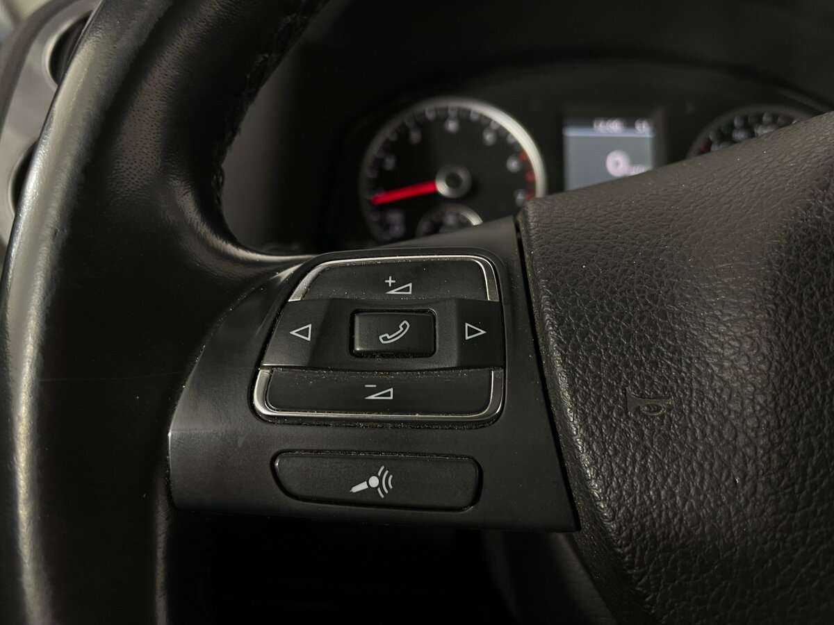 Volkswagen Tiguan с пробегом — 2013 год. Фото: #14