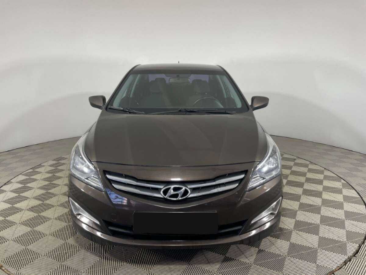 Hyundai Solaris с пробегом — 2016 год. Фото: #1