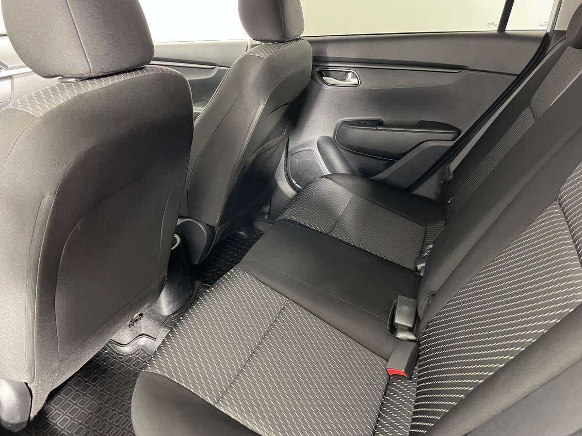 Kia Rio с пробегом — 2020 год. Фото: #25