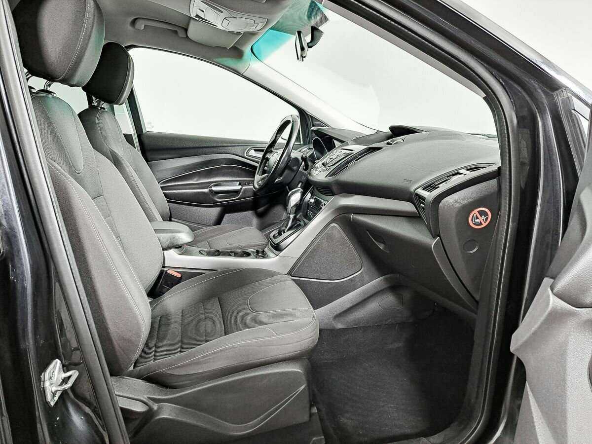 Ford Kuga с пробегом — 2014 год. Фото: #8