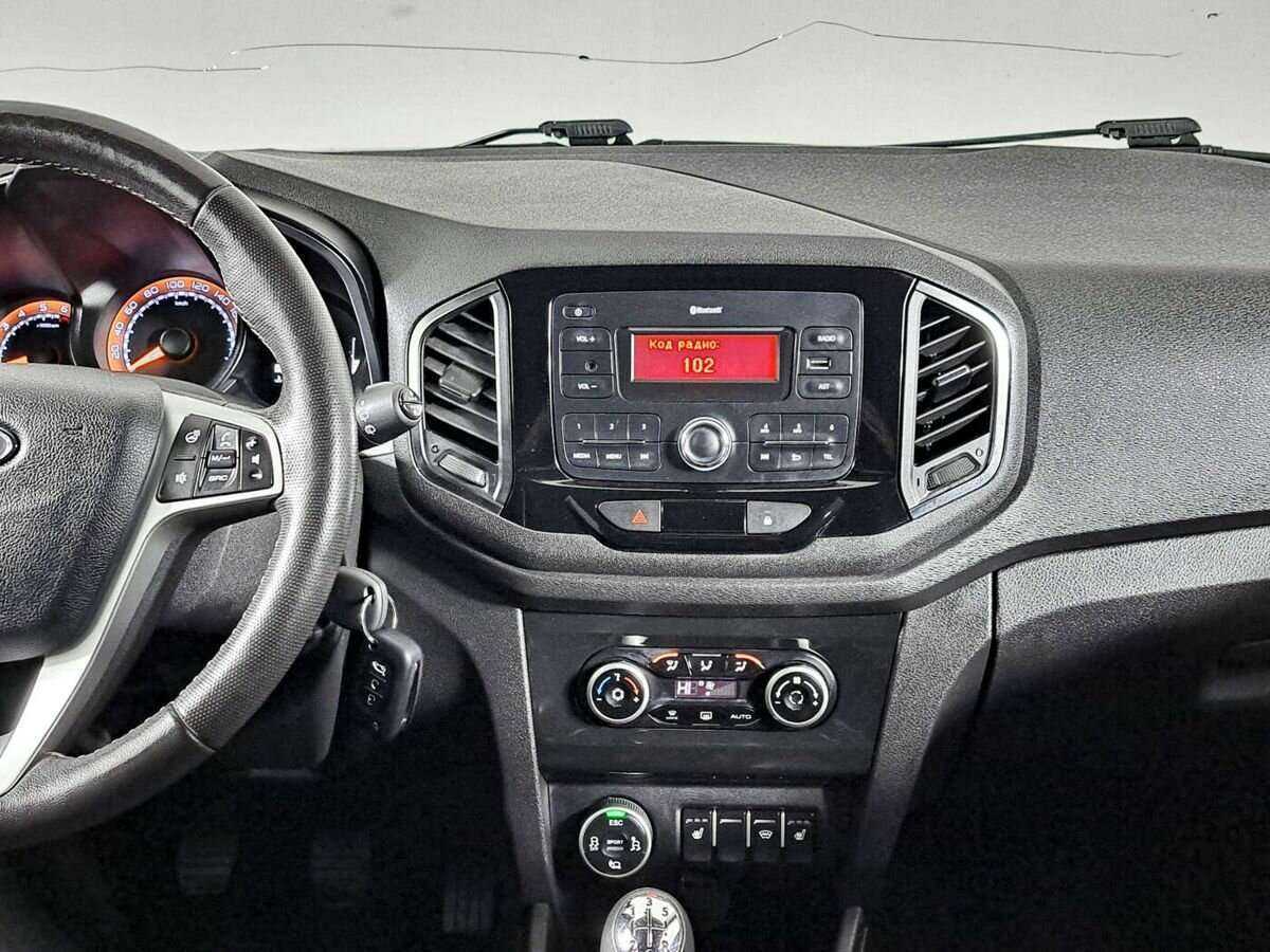 Lada (ВАЗ) XRAY с пробегом — 2019 год. Фото: #12