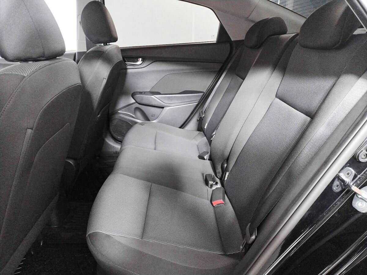 Hyundai Solaris с пробегом — 2021 год. Фото: #8