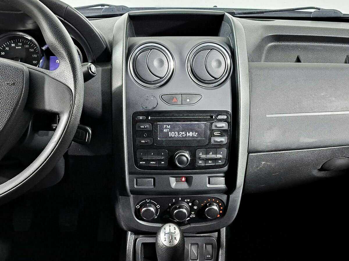Renault Duster с пробегом — 2015 год. Фото: #10