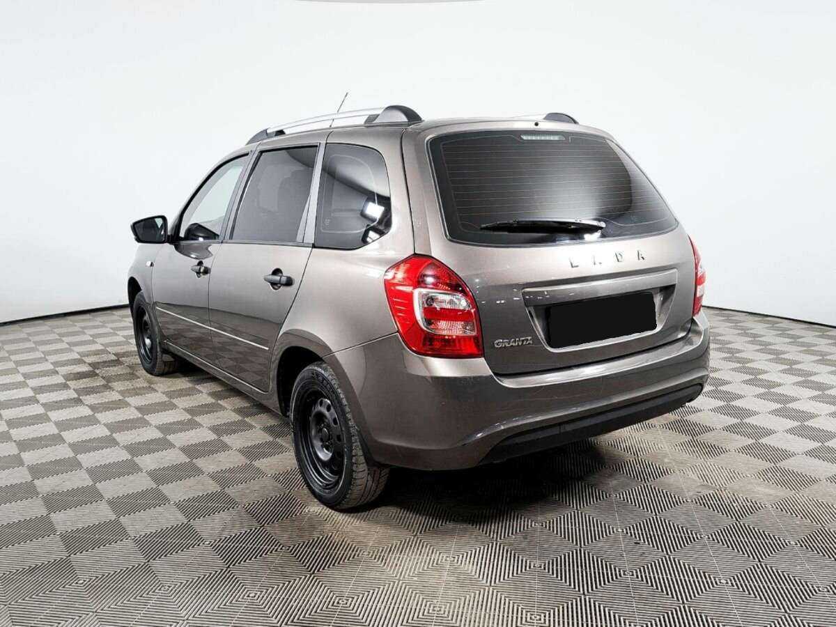 Lada (ВАЗ) Granta с пробегом — 2019 год. Фото: #6