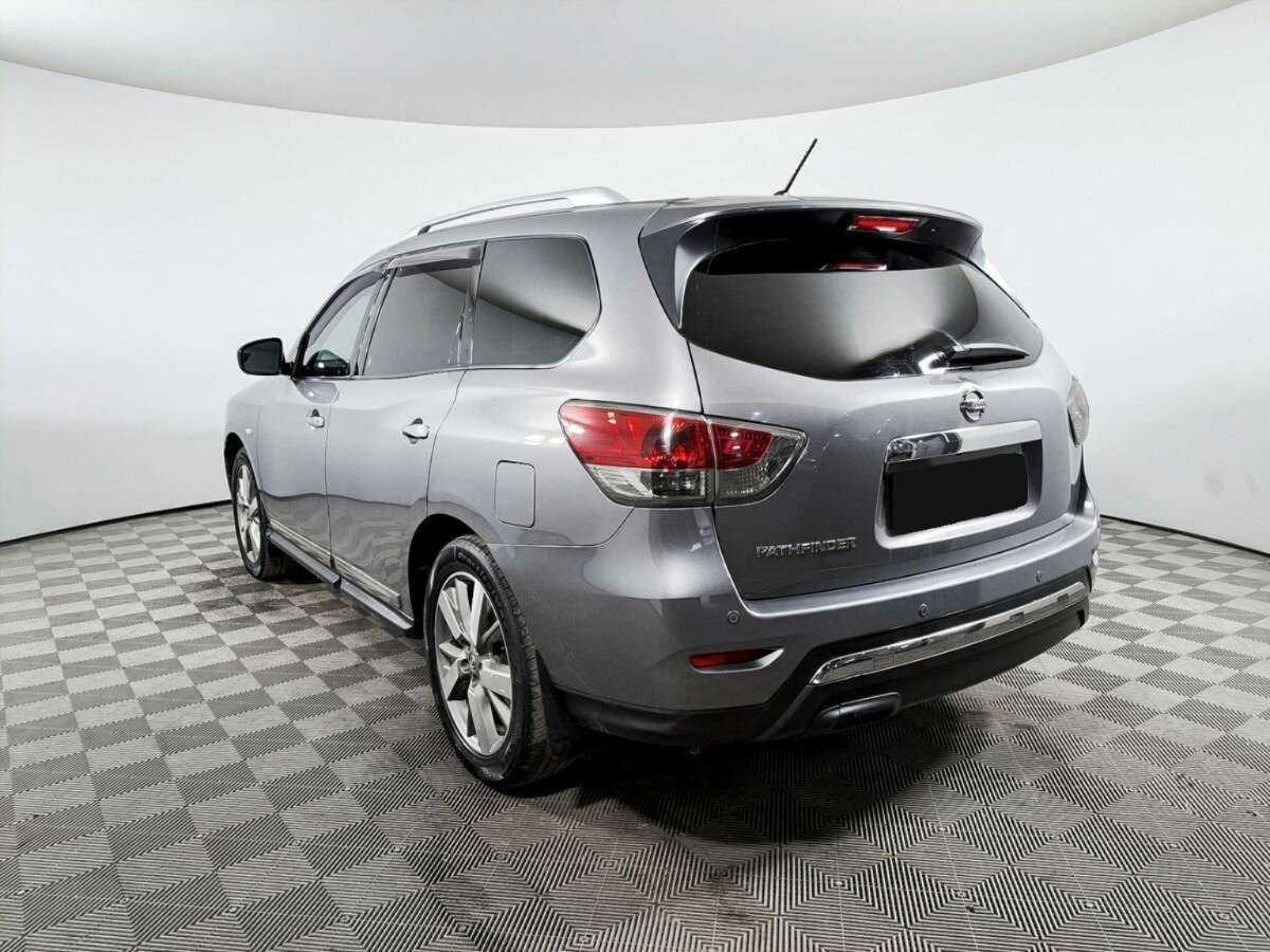 Nissan Pathfinder с пробегом — 2014 год. Фото: #6