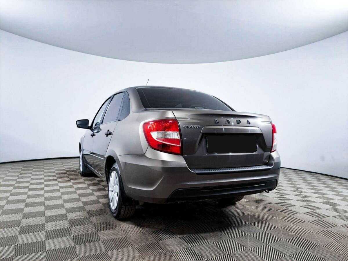 Lada (ВАЗ) Granta с пробегом — 2021 год. Фото: #6