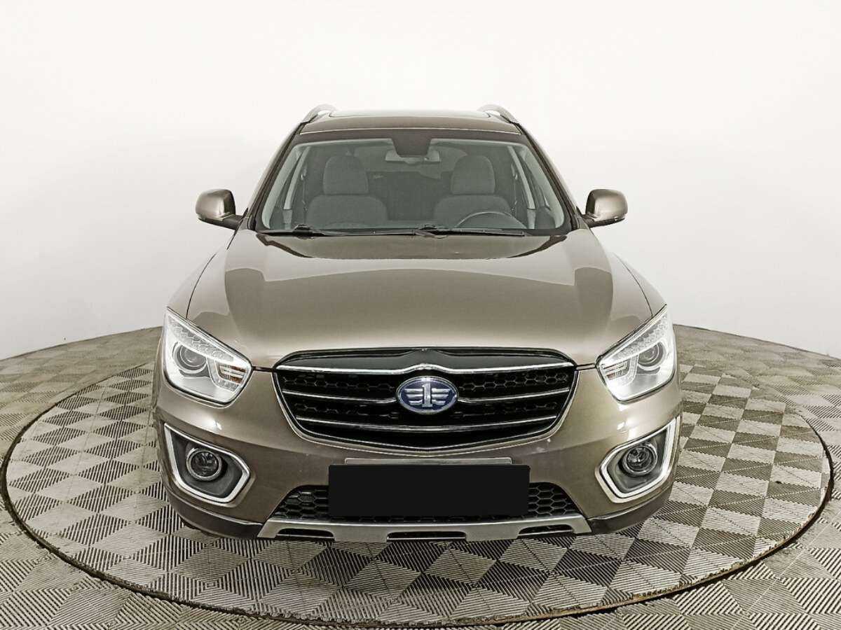 FAW Besturn X80 с пробегом — 2017 год. Фото: #1