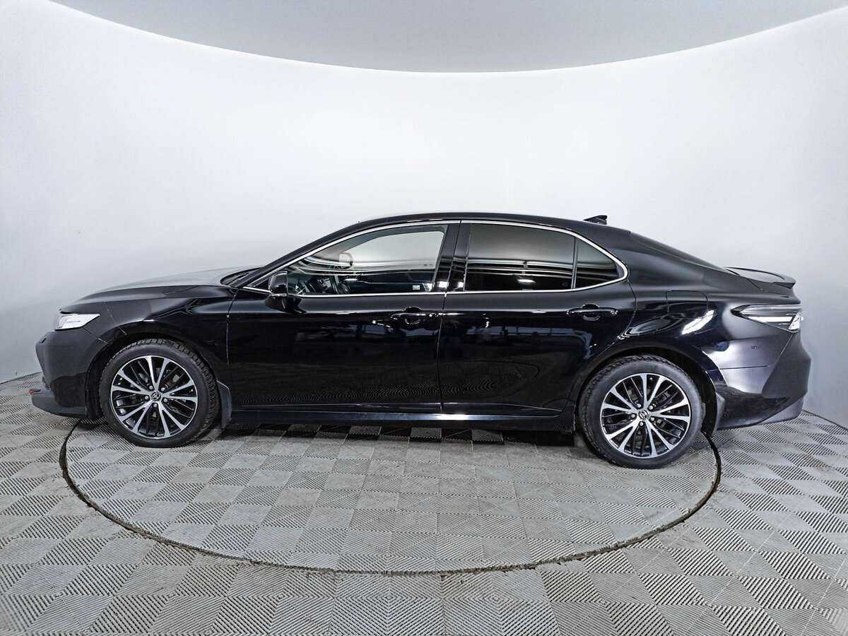 Toyota Camry с пробегом — 2020 год. Фото: #6