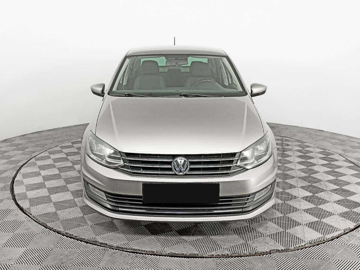 Volkswagen Polo с пробегом — 2019 год. Фото: #1