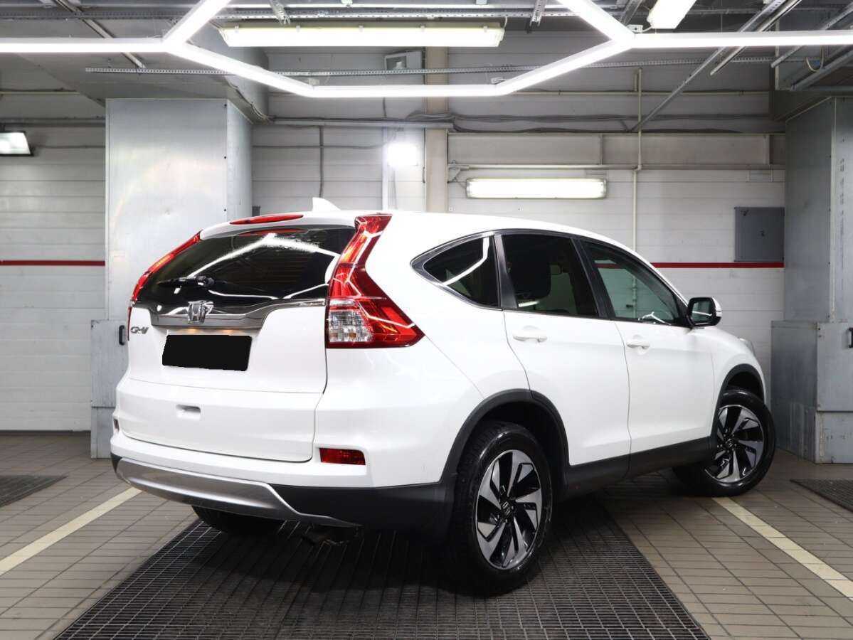 Honda CR-V с пробегом — 2015 год. Фото: #1