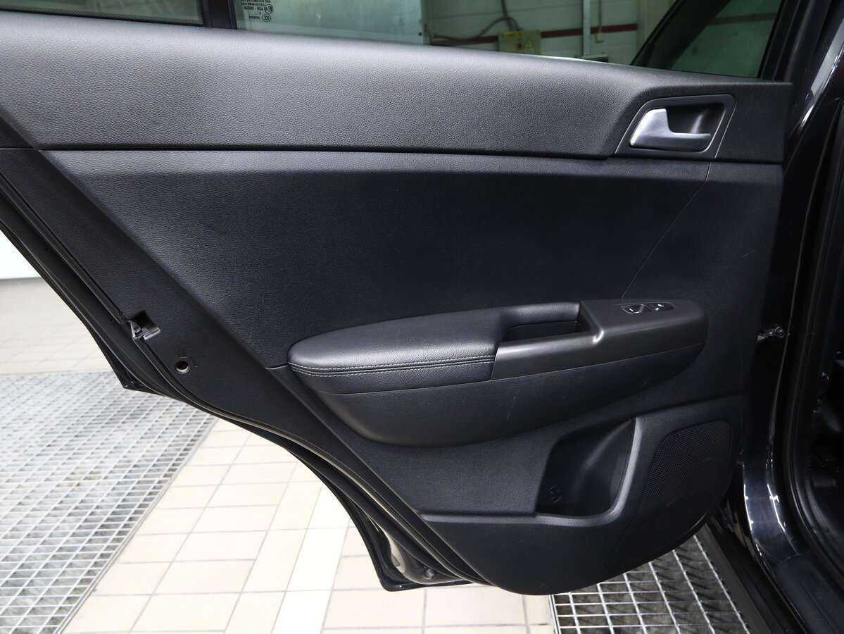 Kia Sportage с пробегом — 2017 год. Фото: #9