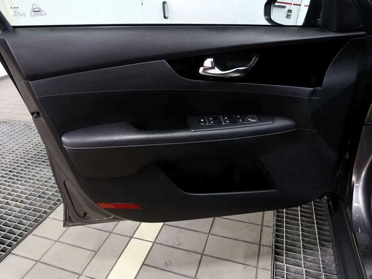 Kia Cerato с пробегом — 2021 год. Фото: #5