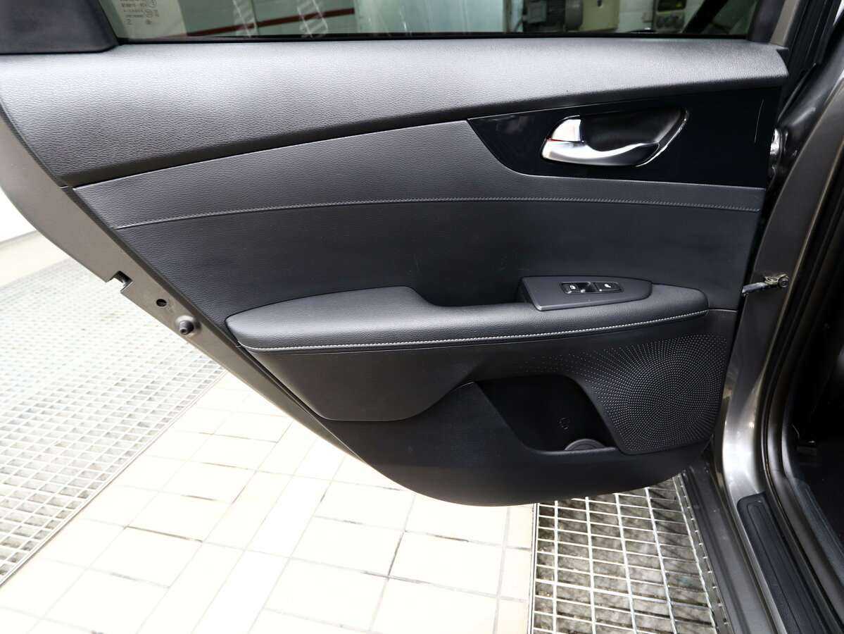 Kia Cerato с пробегом — 2020 год. Фото: #9