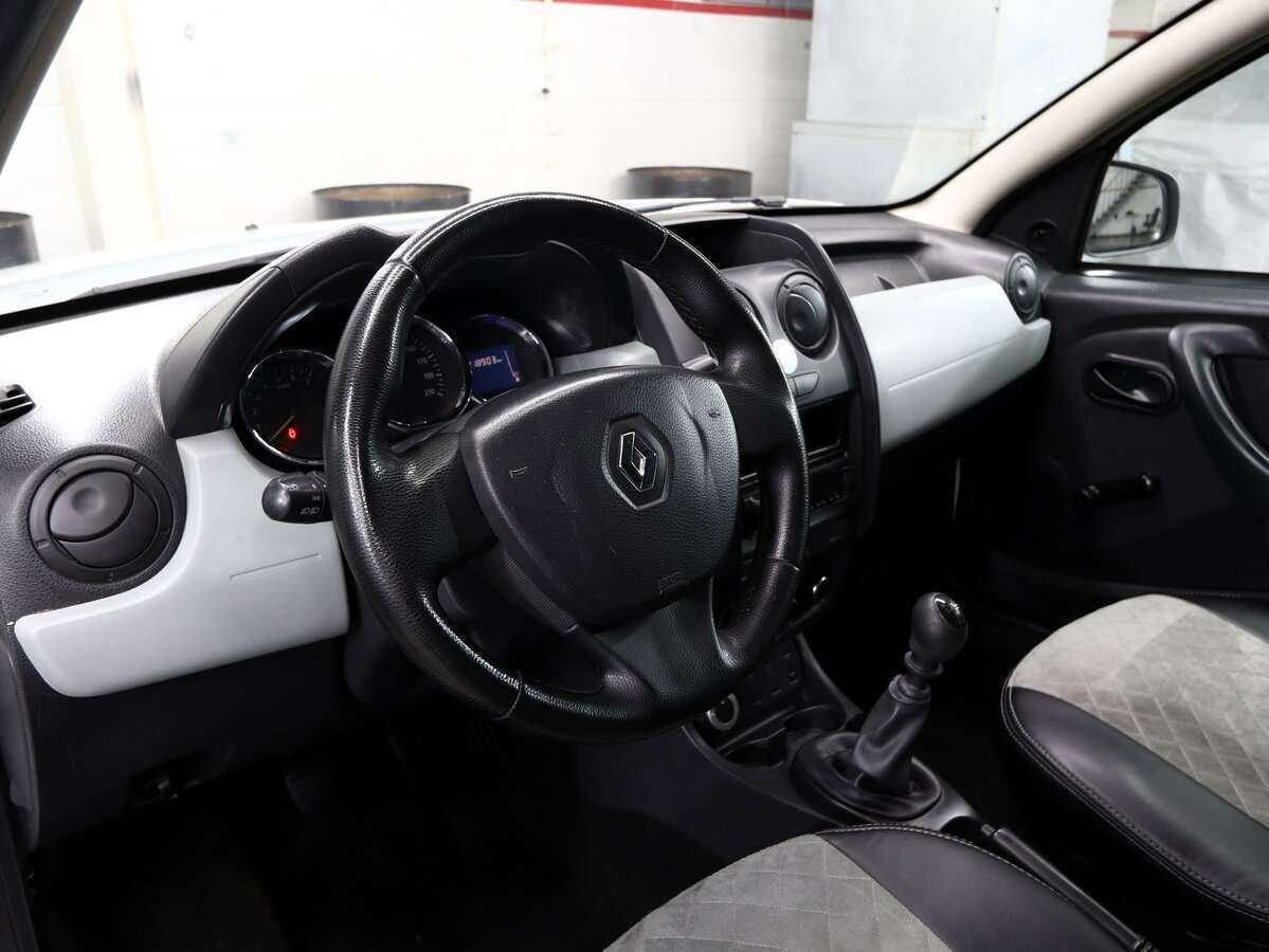 Renault Duster с пробегом — 2017 год. Фото: #6