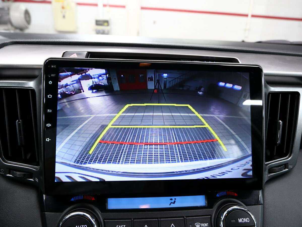 Toyota RAV4 с пробегом — 2017 год. Фото: #15