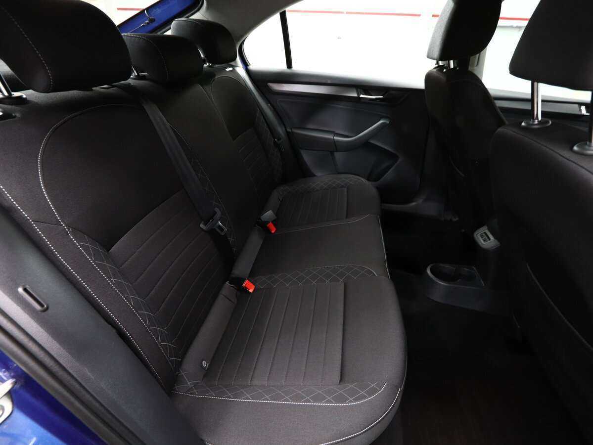 Skoda Rapid с пробегом — 2018 год. Фото: #13