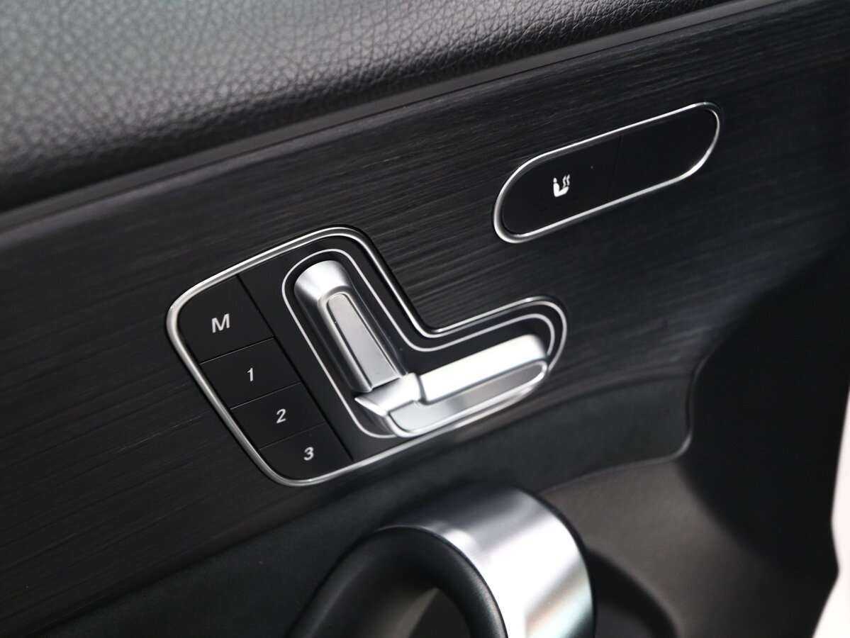 Mercedes-Benz A-Класс с пробегом — 2019 год. Фото: #7