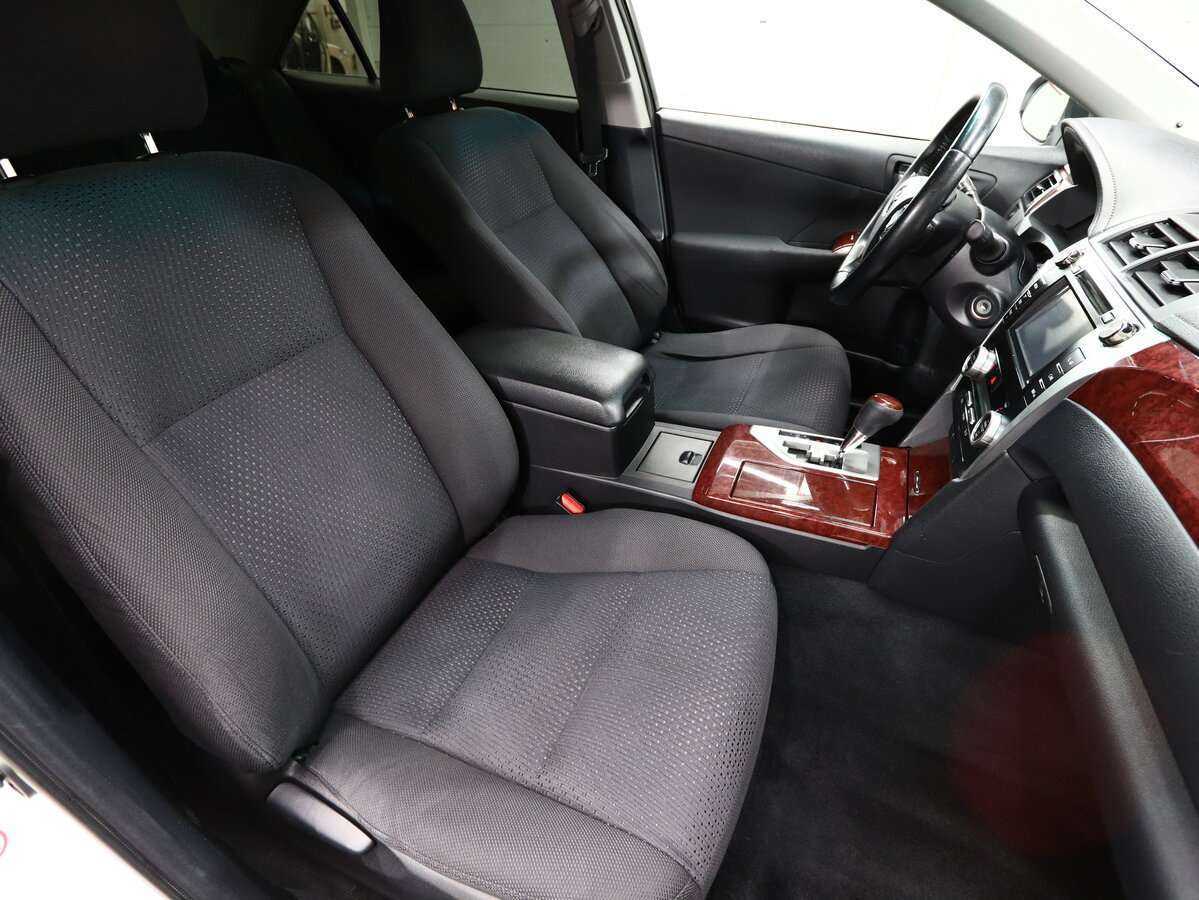 Toyota Camry с пробегом — 2013 год. Фото: #13