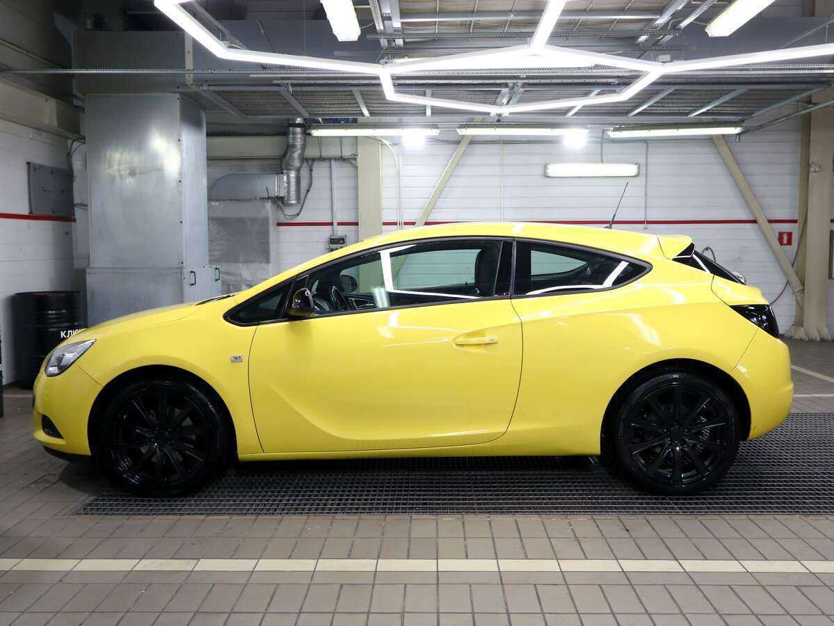 Opel Astra с пробегом — 2014 год. Фото: #5