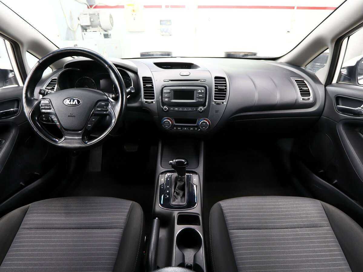 Kia Cerato с пробегом — 2018 год. Фото: #9