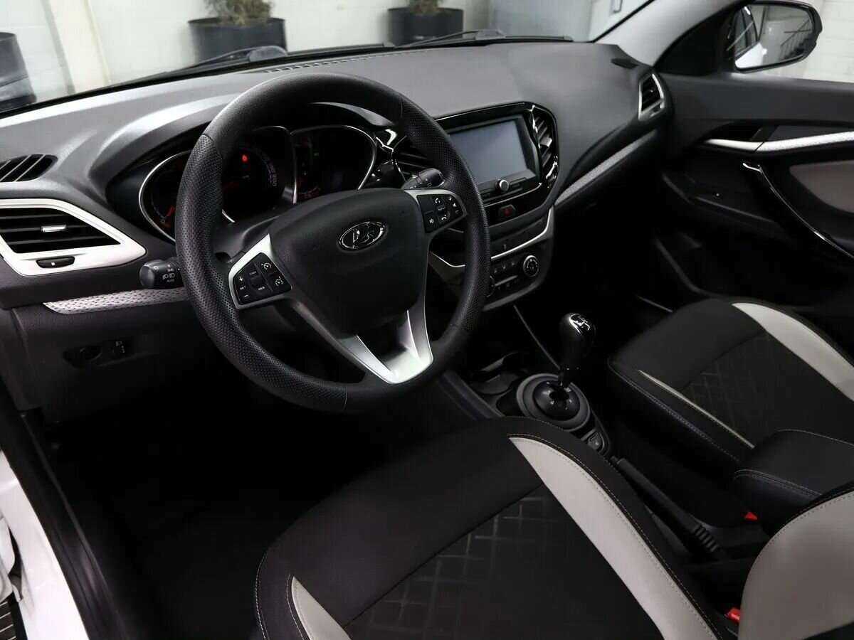 Lada (ВАЗ) Vesta с пробегом — 2018 год. Фото: #6