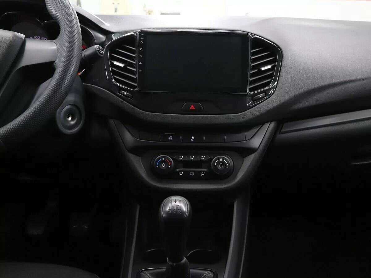 Lada (ВАЗ) Vesta с пробегом — 2021 год. Фото: #14