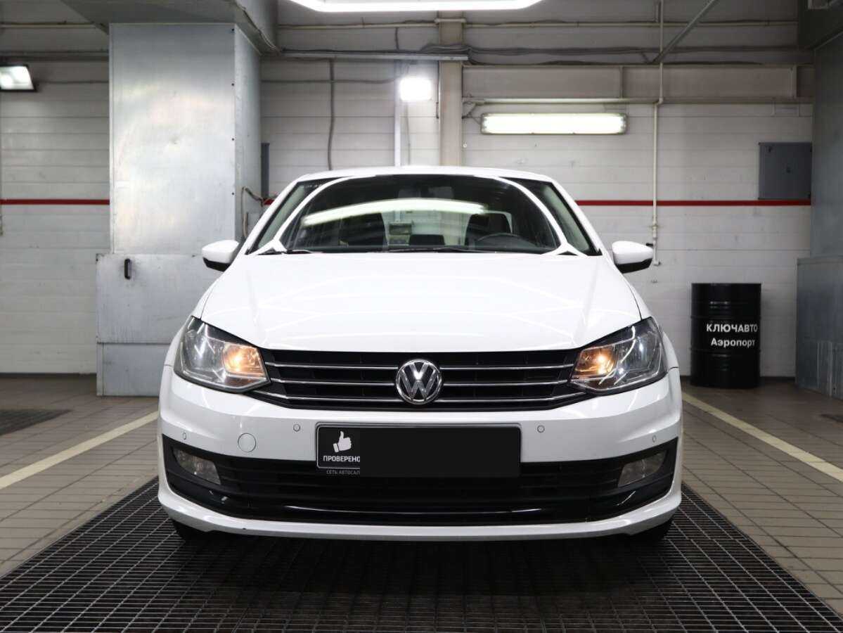 Volkswagen Polo с пробегом — 2019 год. Фото: #1