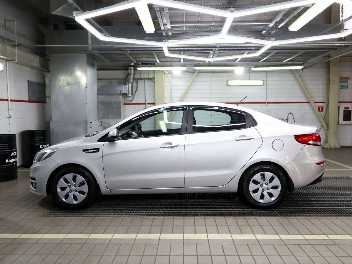 Kia Rio с пробегом — 2016 год. Фото: #5