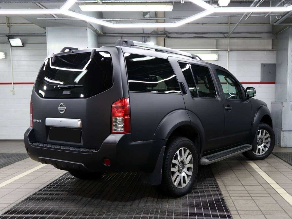 Nissan Pathfinder с пробегом — 2012 год. Фото: #4