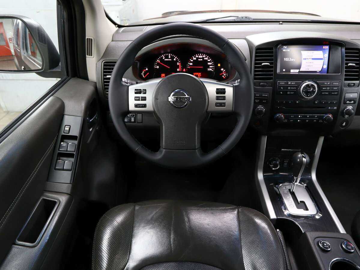 Nissan Pathfinder с пробегом — 2012 год. Фото: #10