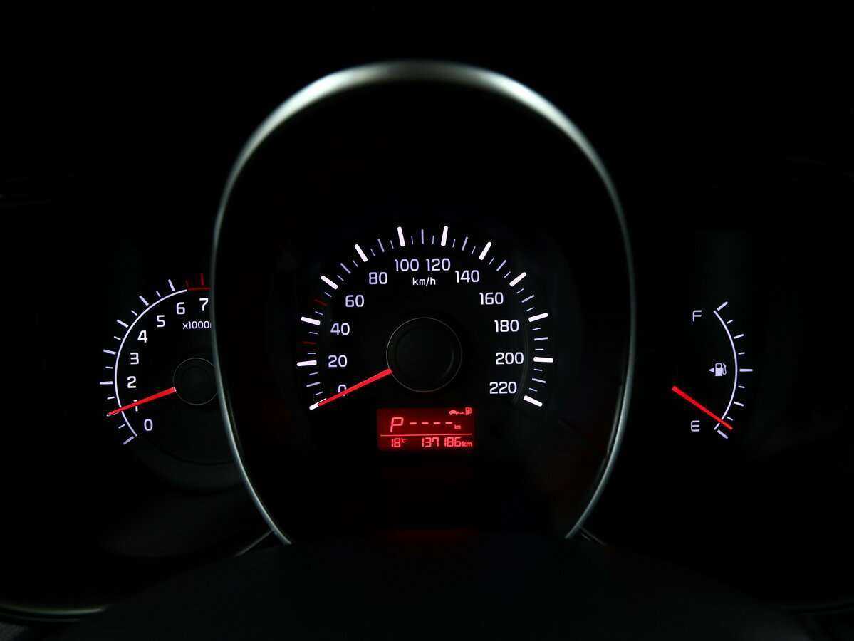 Kia Rio с пробегом — 2016 год. Фото: #12