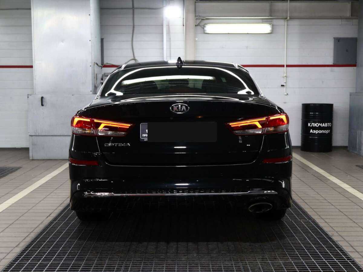 Kia Optima с пробегом — 2018 год. Фото: #3