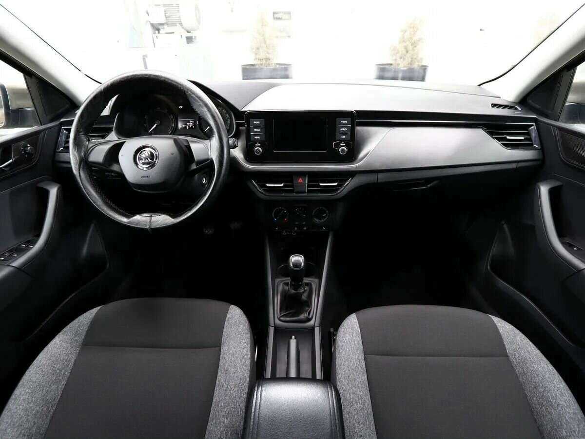 Skoda Rapid с пробегом — 2020 год. Фото: #10