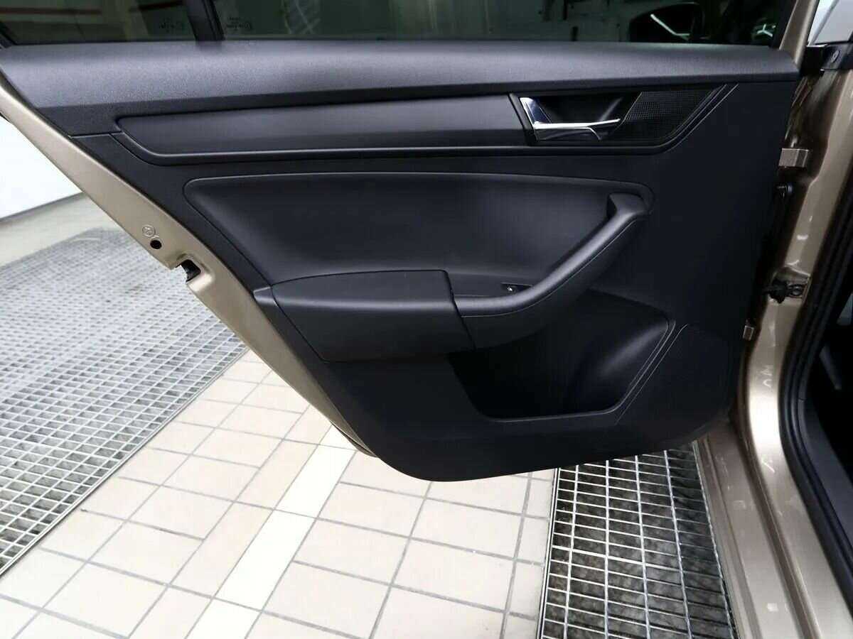 Skoda Rapid с пробегом — 2020 год. Фото: #14