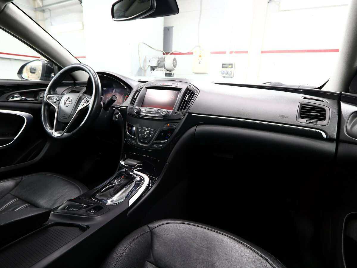 Opel Insignia с пробегом — 2014 год. Фото: #7